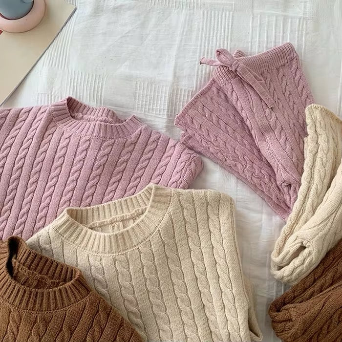 Knitted girls tracksuit