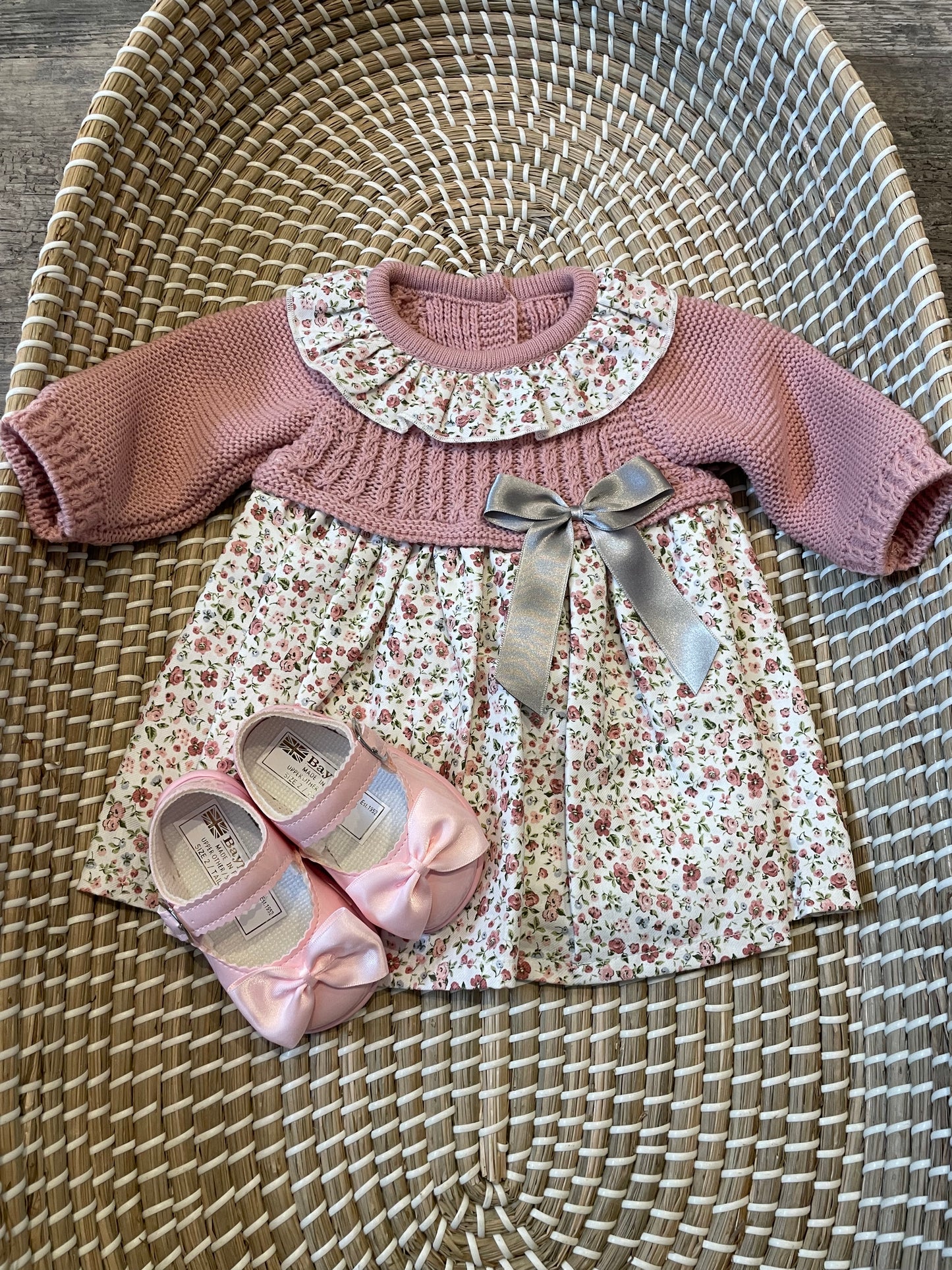 The pink half knit dress