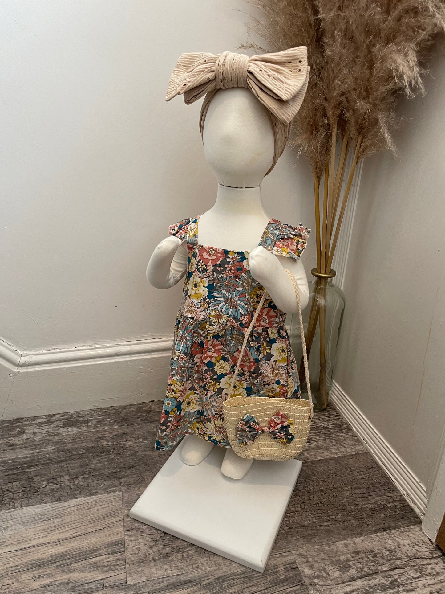The flower dress and bag set