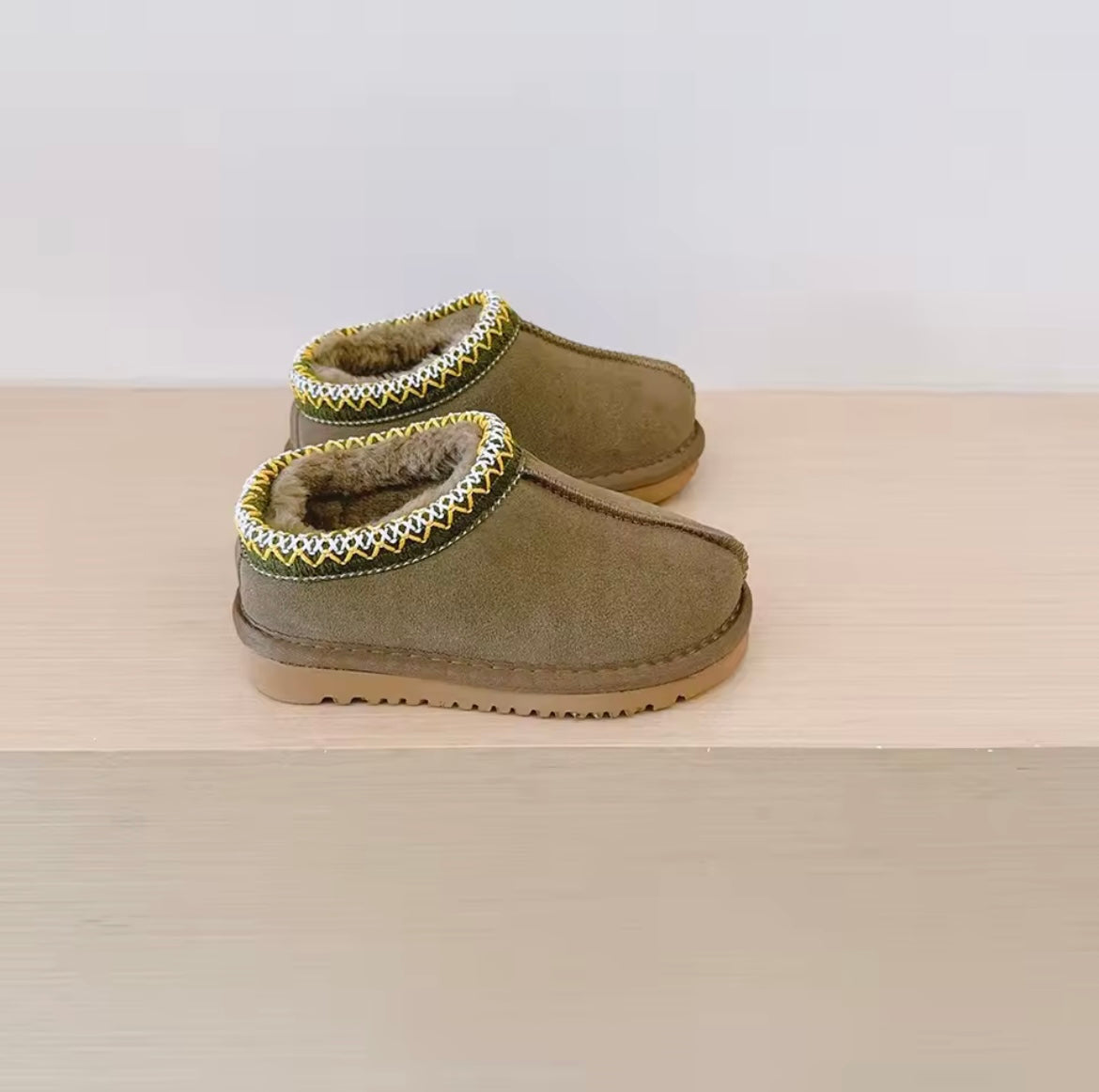 Winter short boots