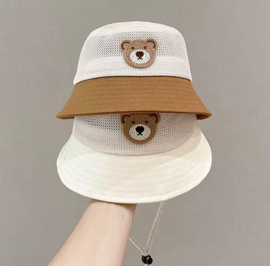 Bear mesh bucket hat