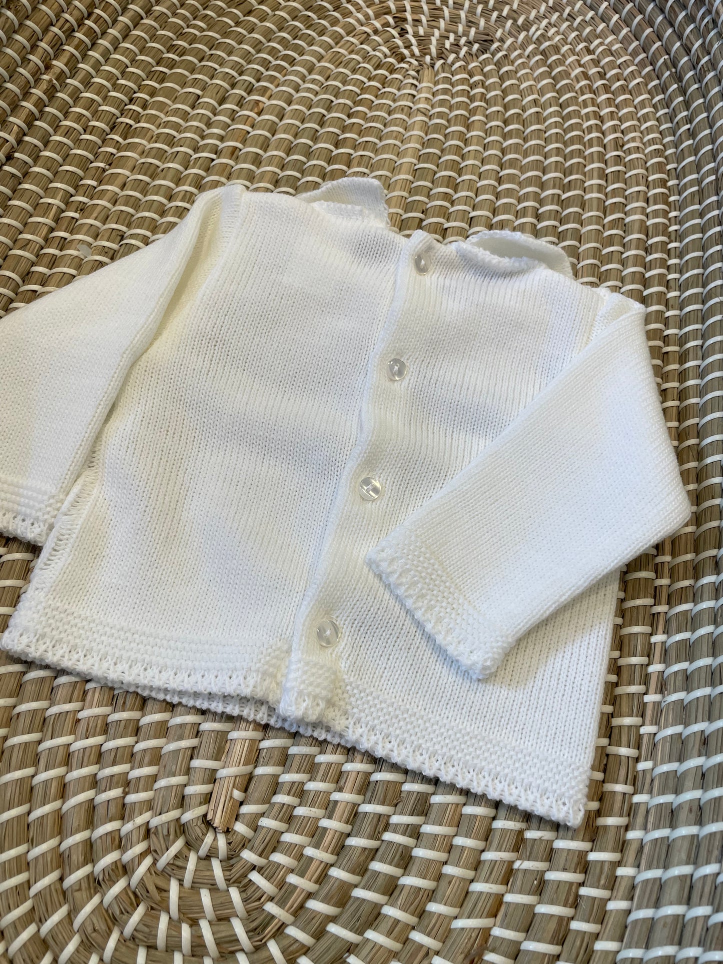 The white knitted set