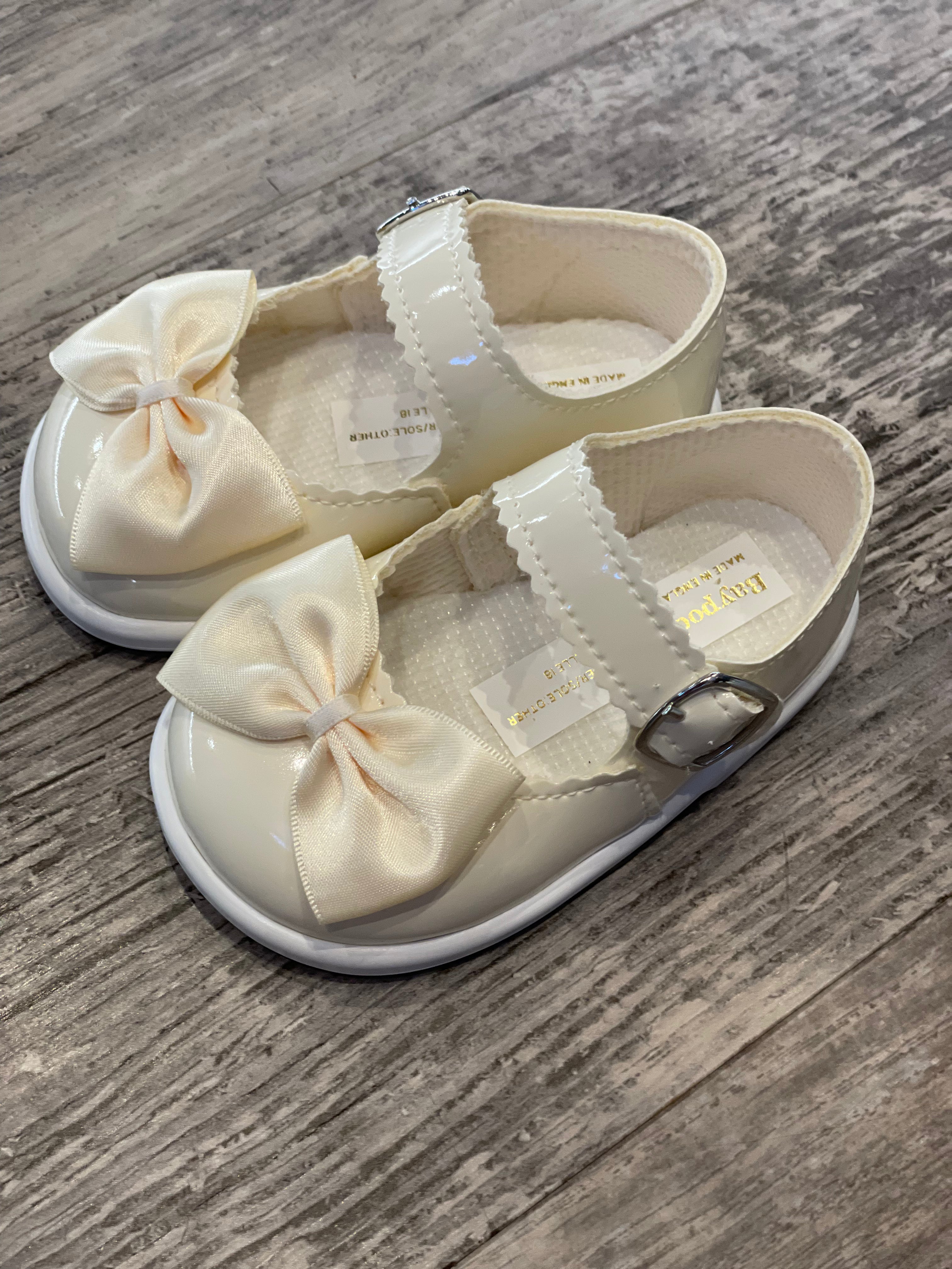 Cream bow hard sole shoes Matilda Rose baby wear
