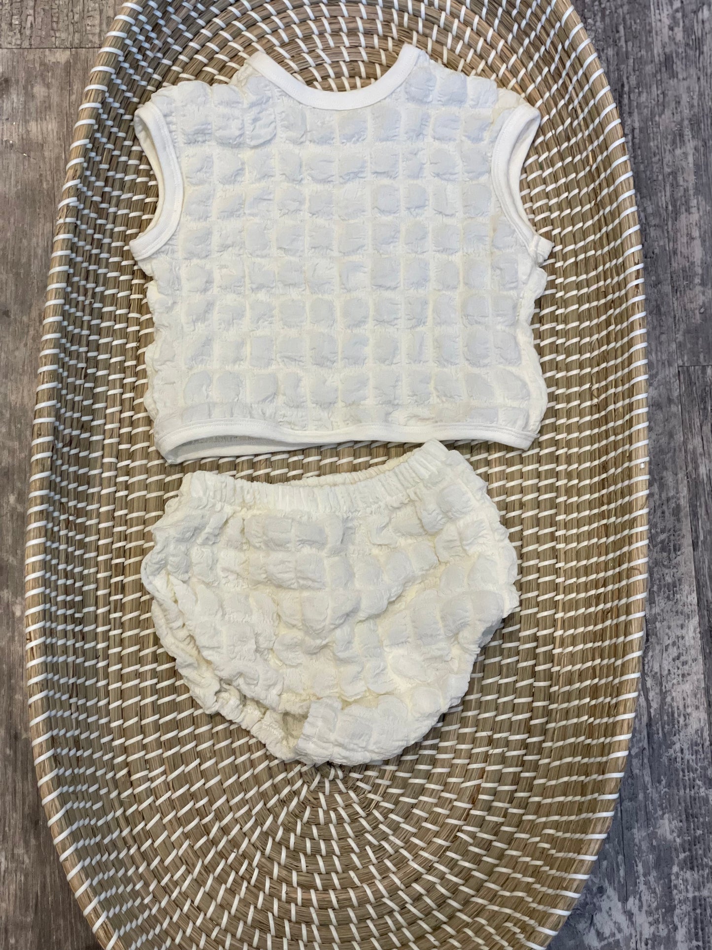 The Sara short sleeved set