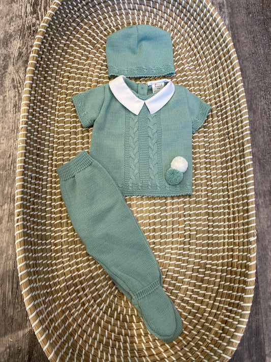 The new born knitted set - green with pom pom
