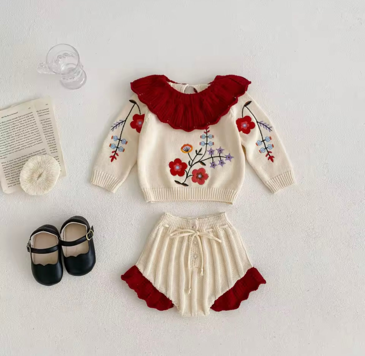 Red floral knitted set