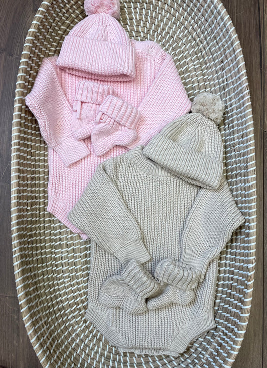 Personalised 3pc new baby knitted set