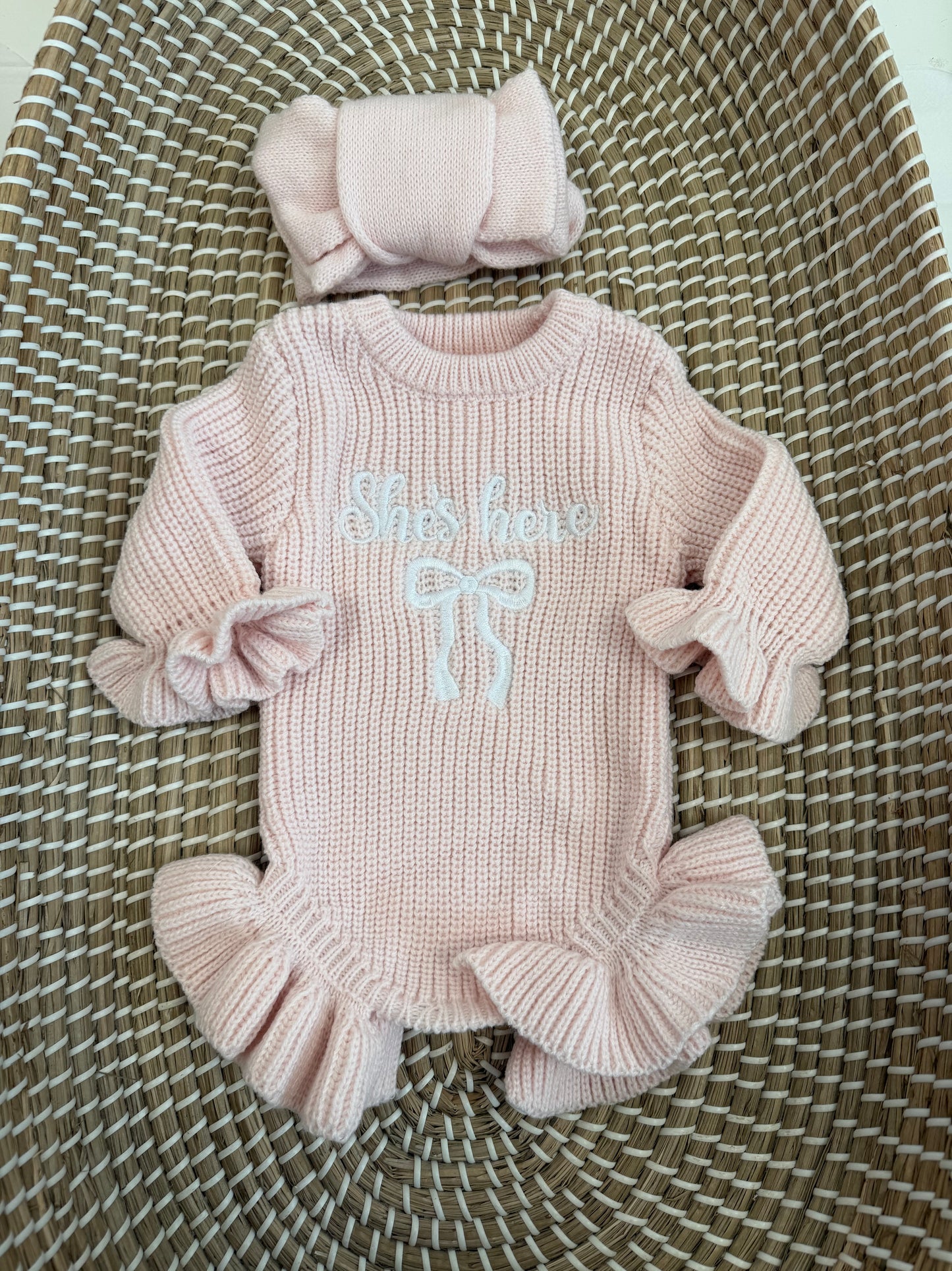 She’s here new born 2pc set