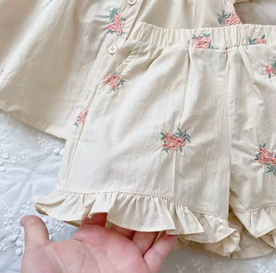 The floral shorts set