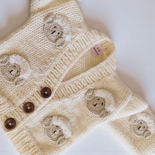 Handmade lamb cardigan - In stock