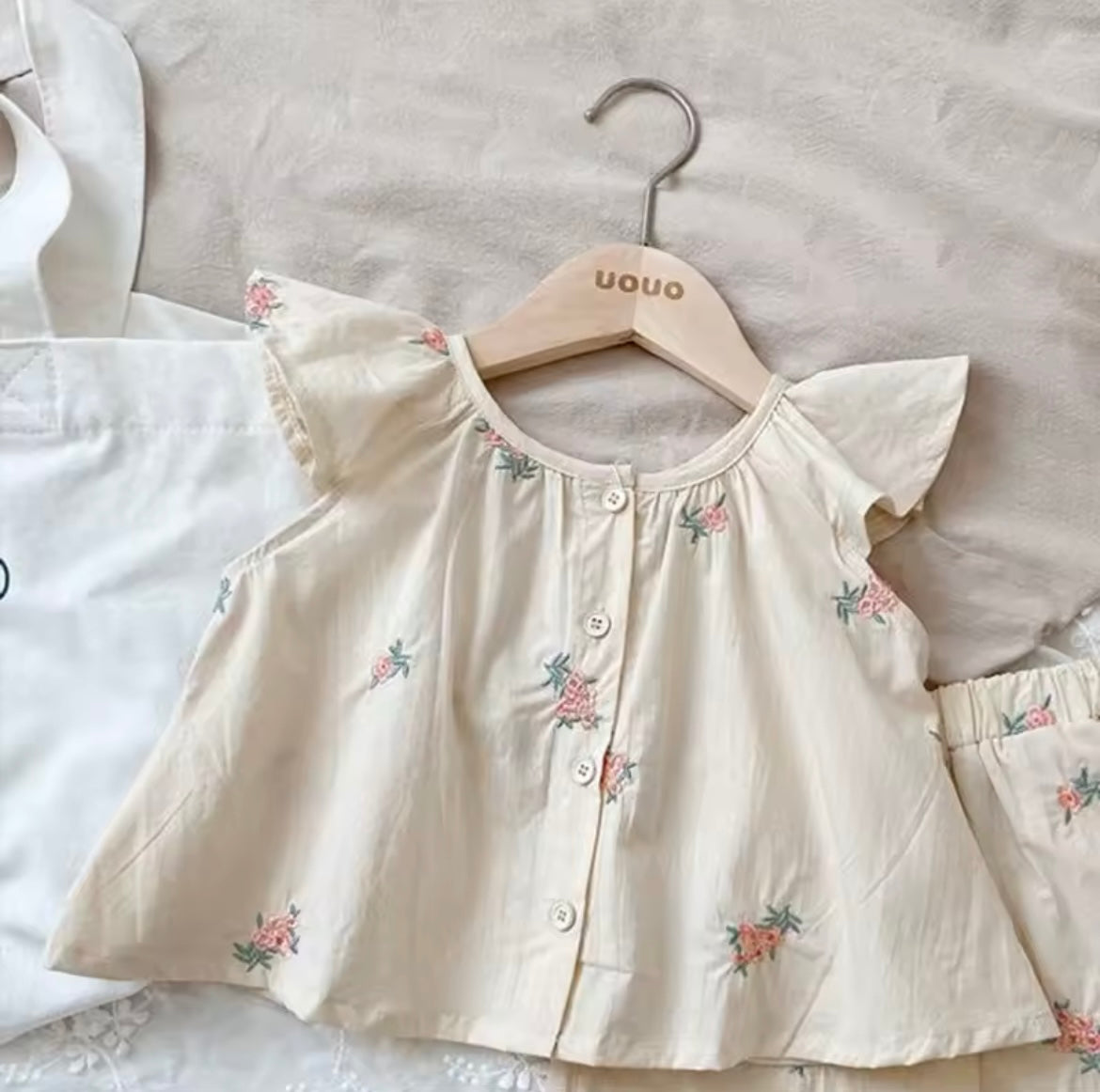 The floral shorts set