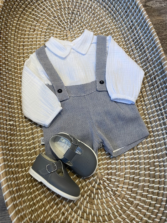 The blue and white suspenders set
