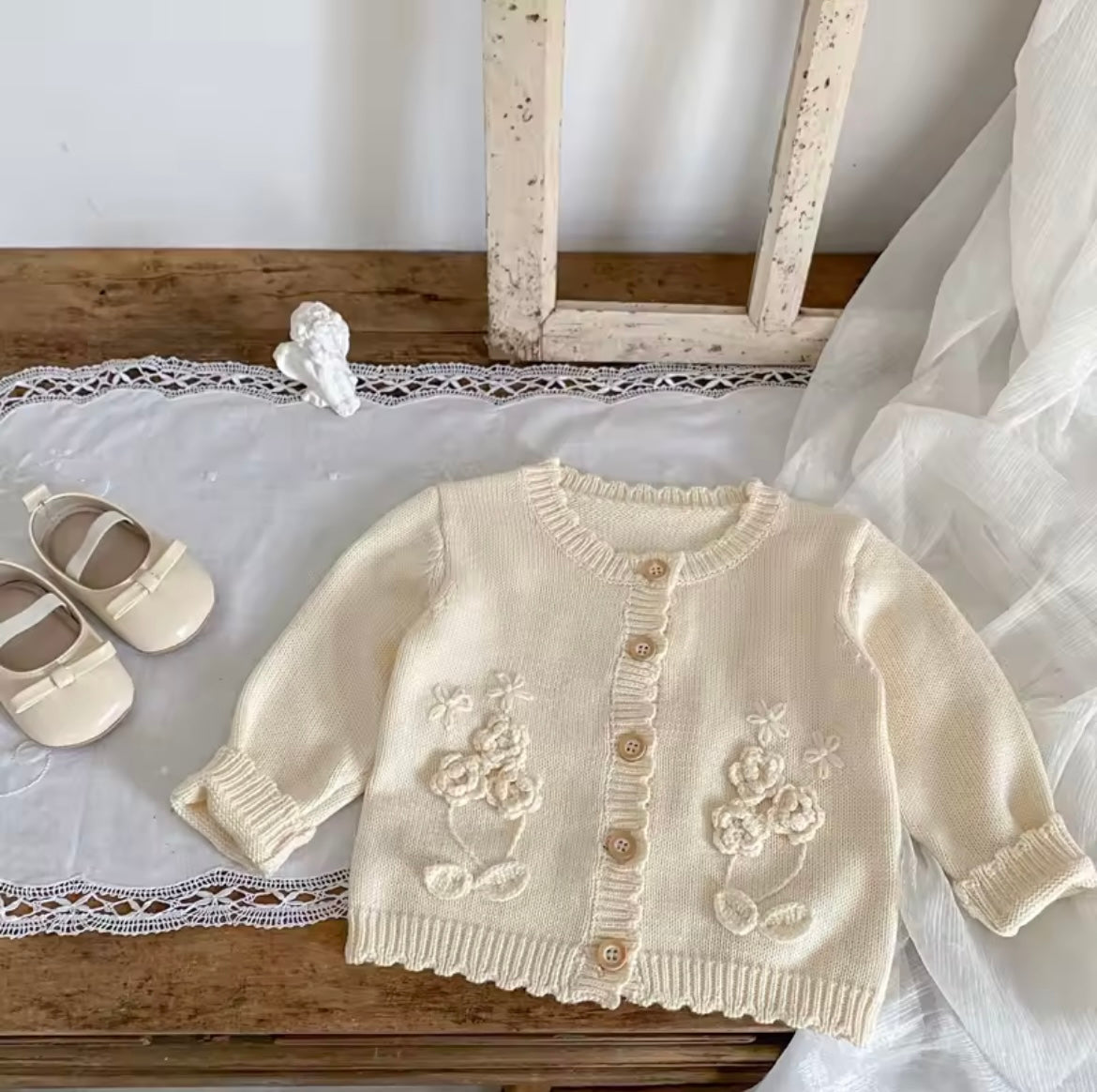Floral cream cardigan