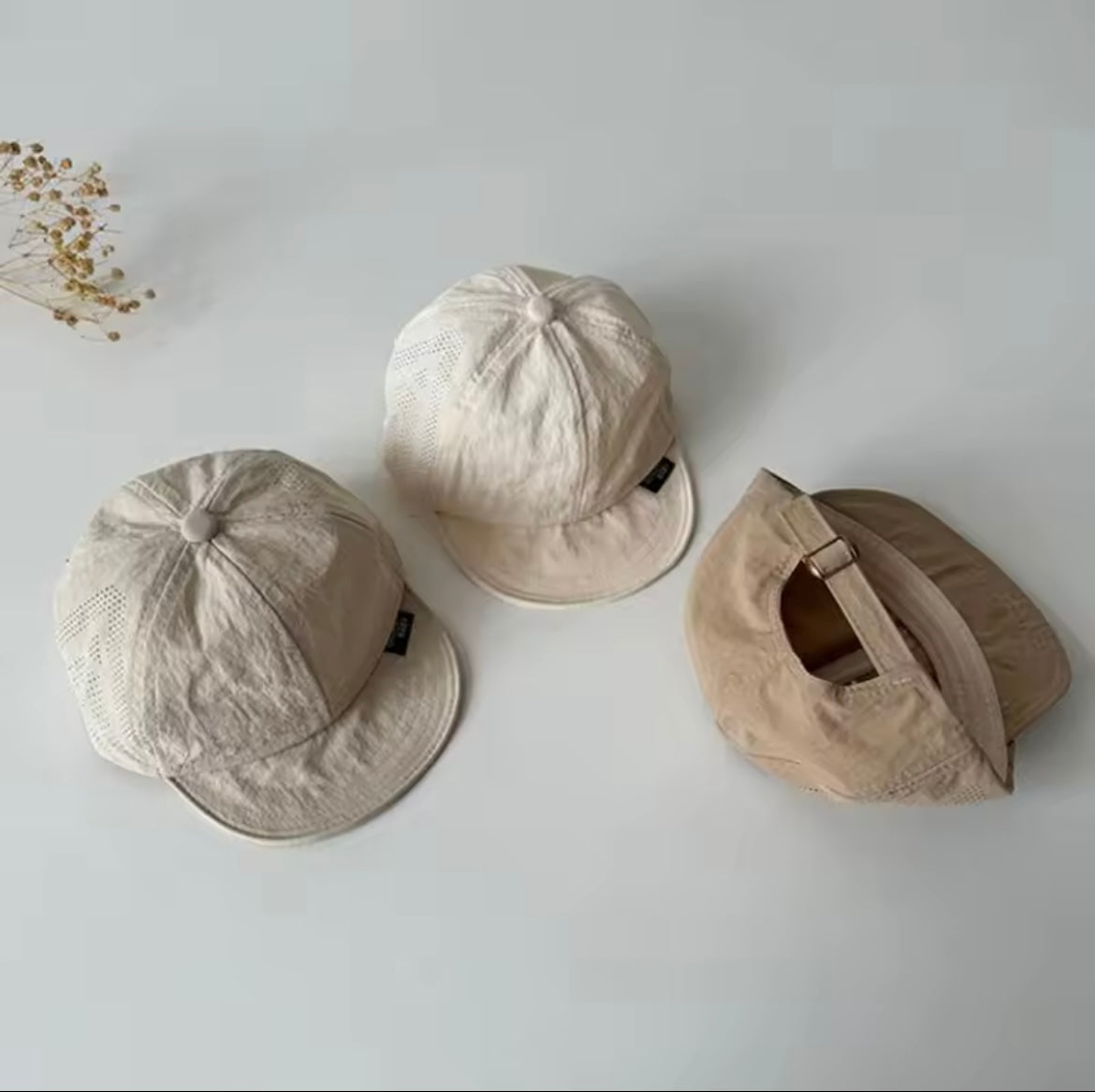 Neutral caps