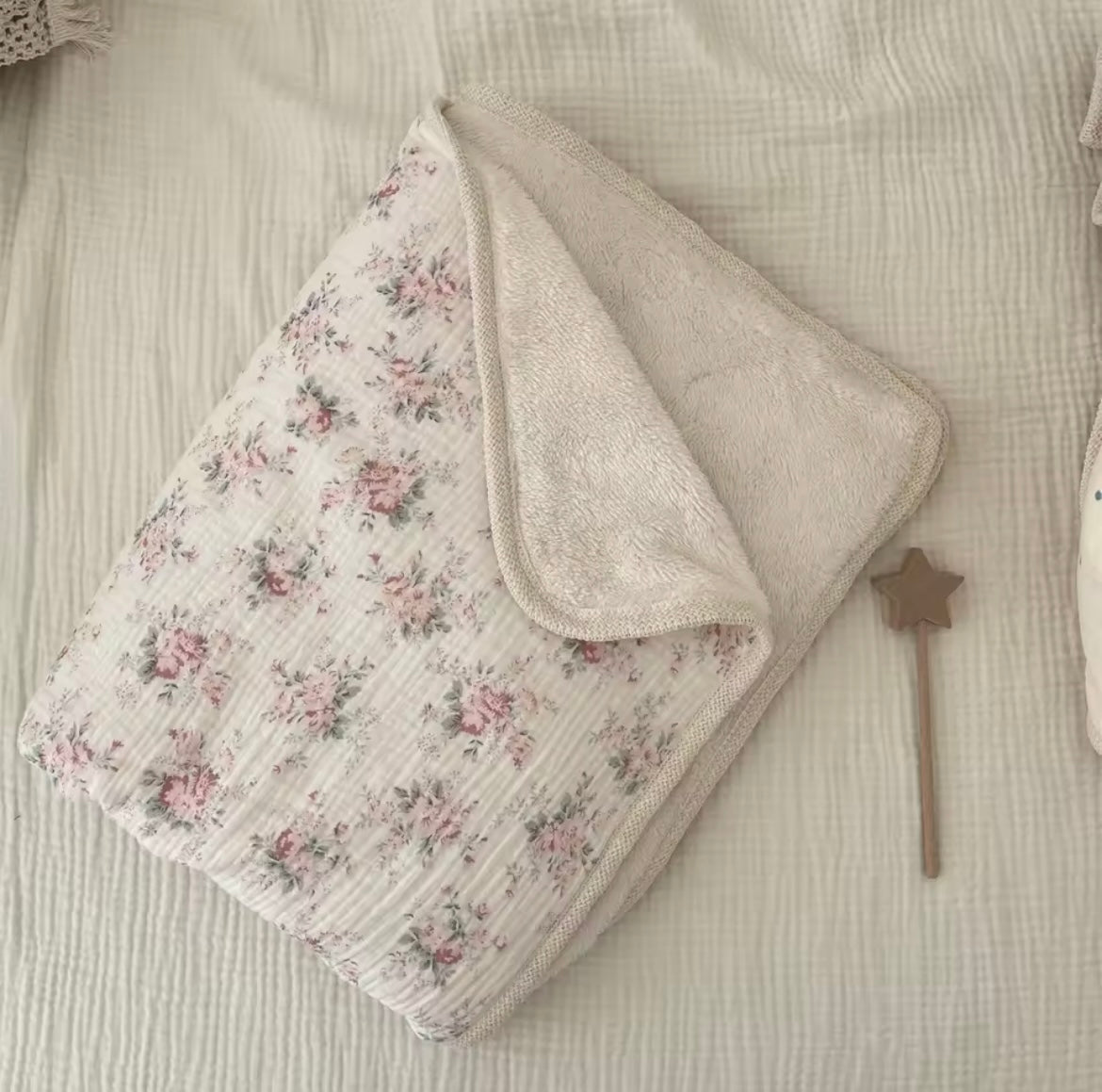 Personalised luxurious fleece muslin blanket