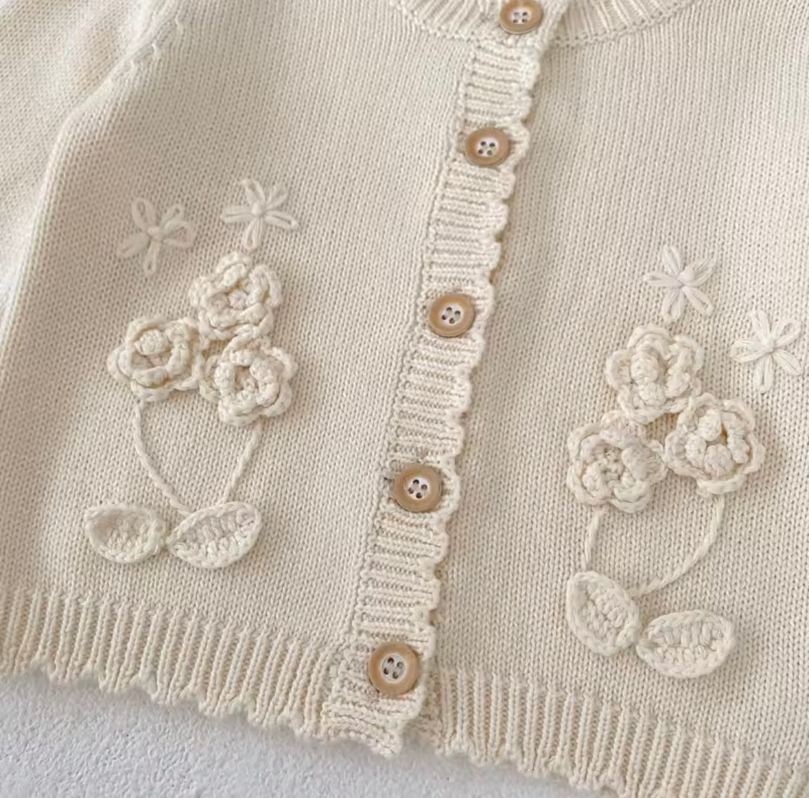Floral cream cardigan