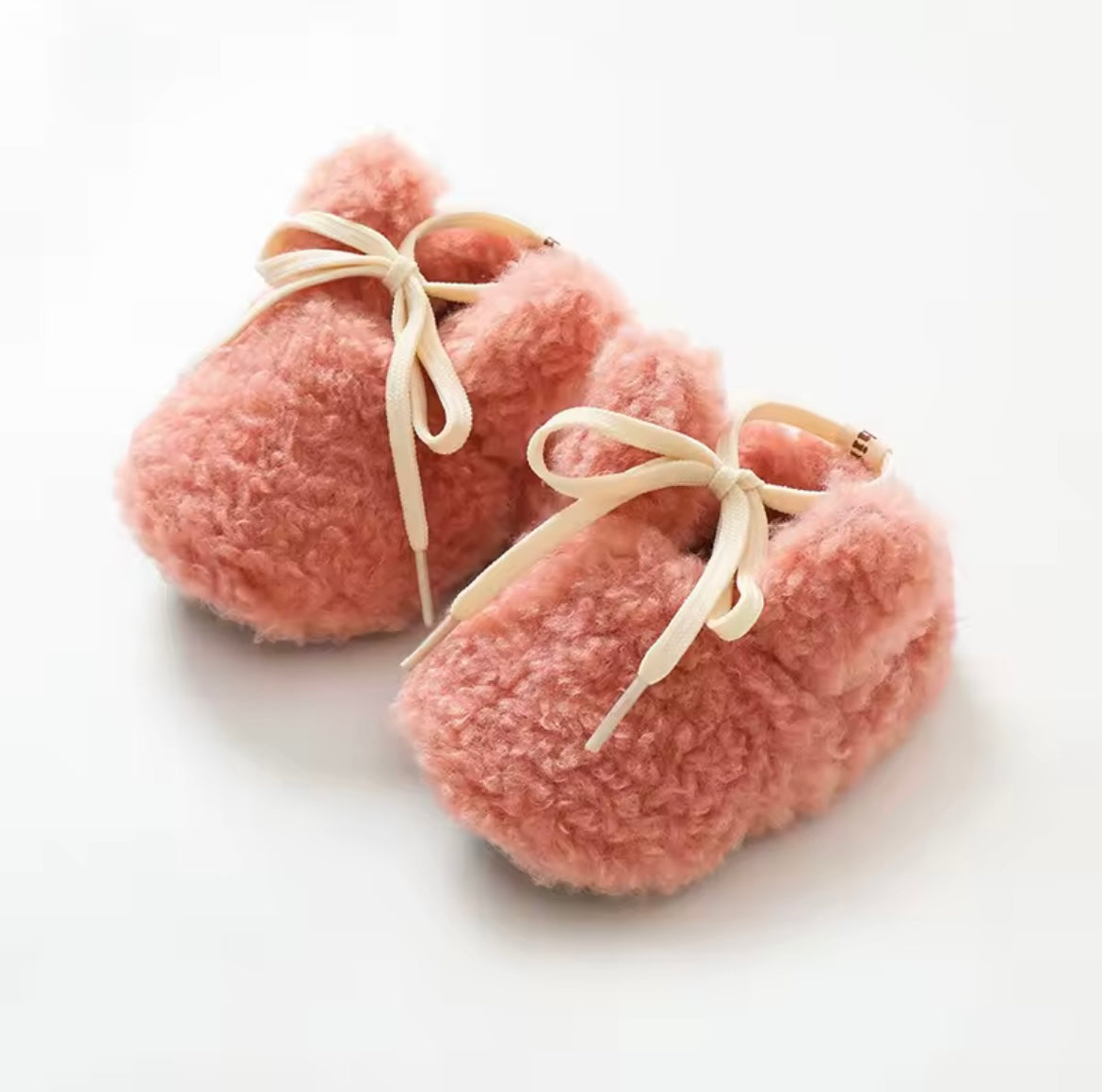 Bunny baby slippers