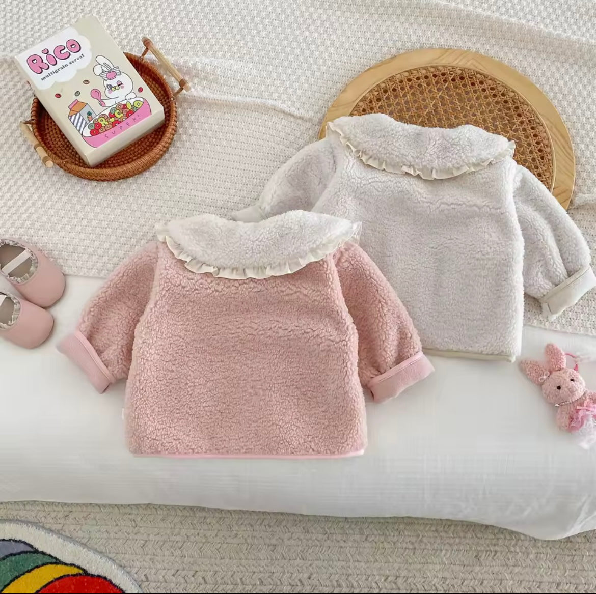 Fleece frill collar coat