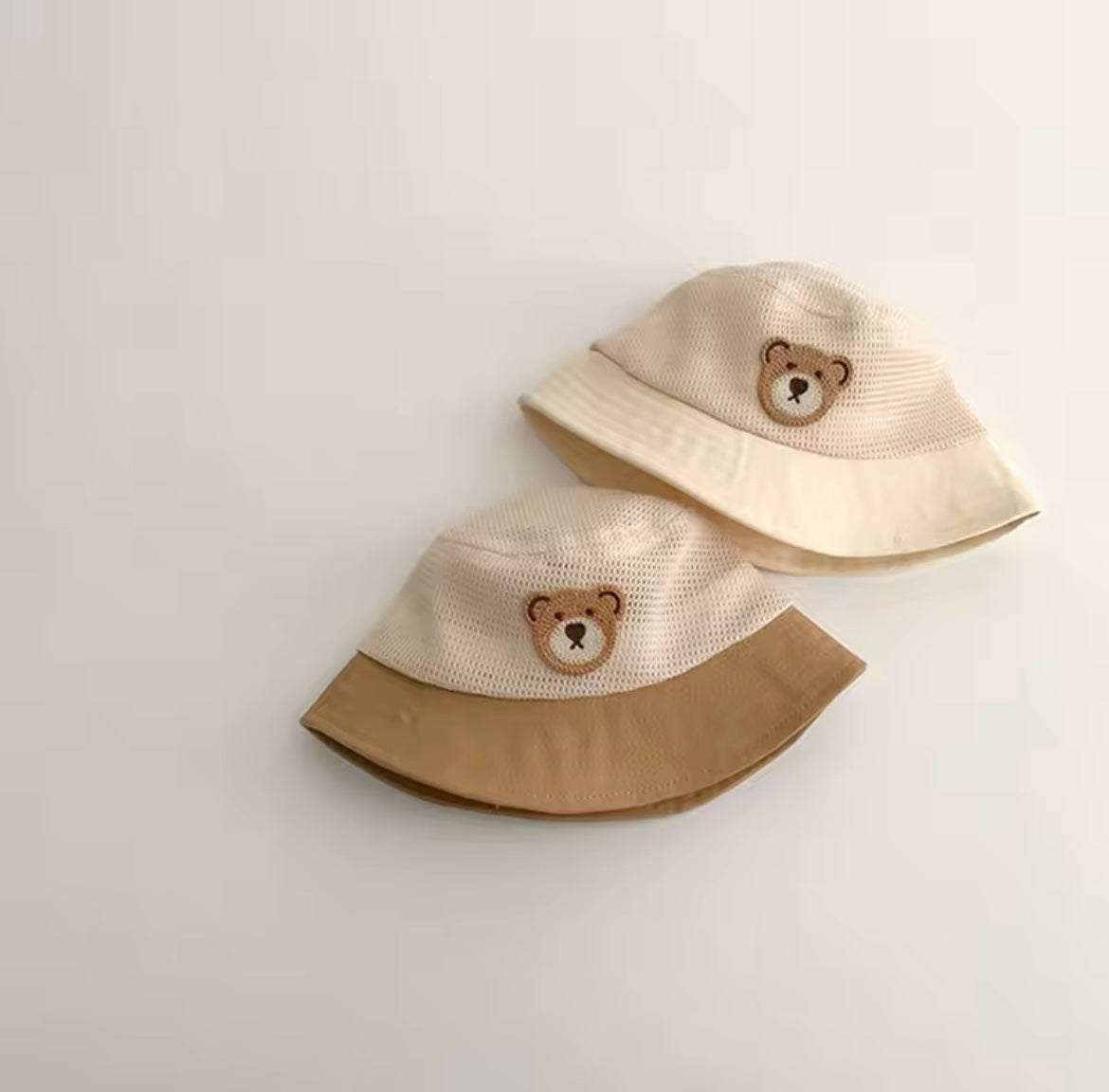 Bear mesh bucket hat