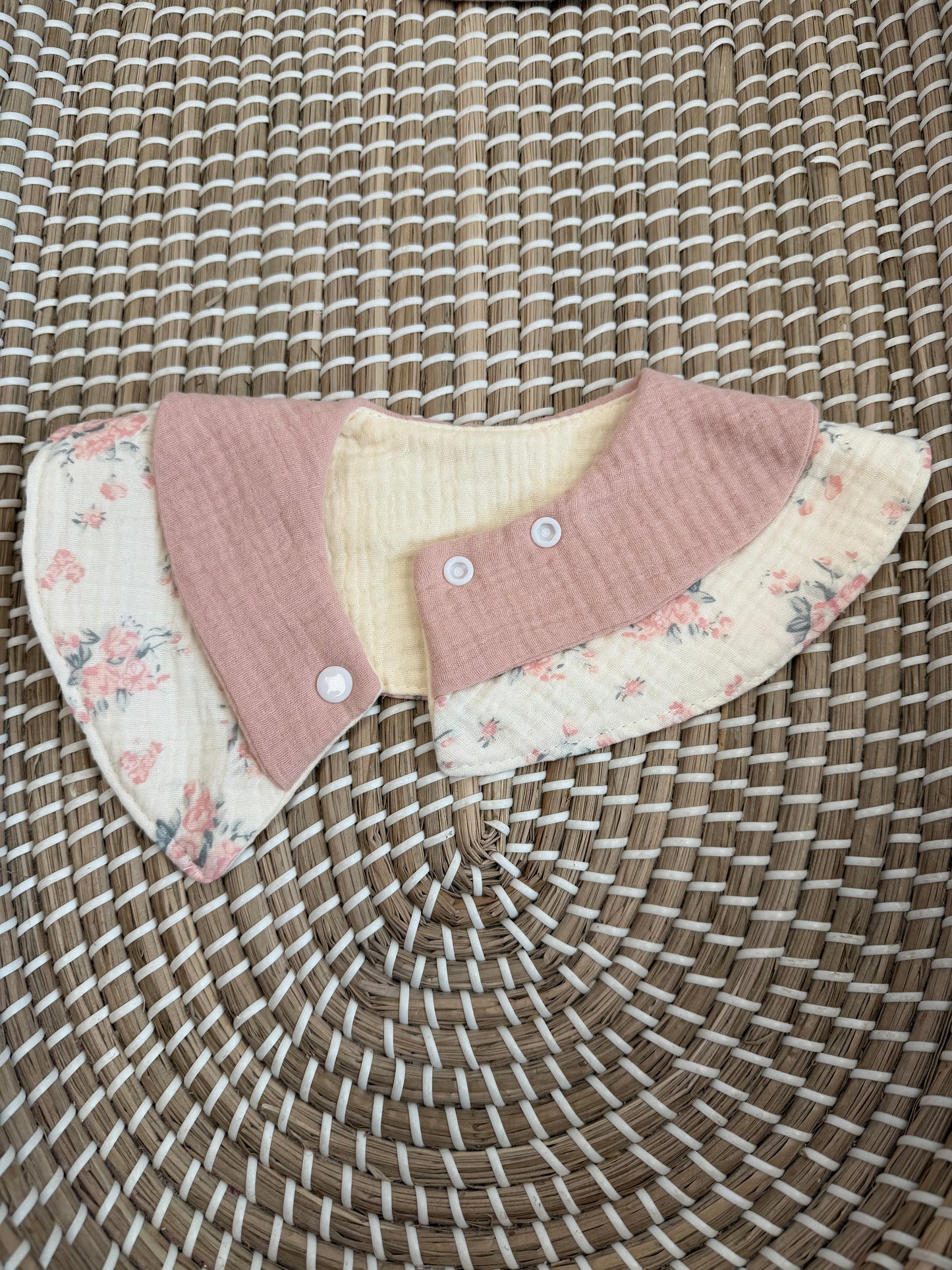 Muslin collar floral bibs