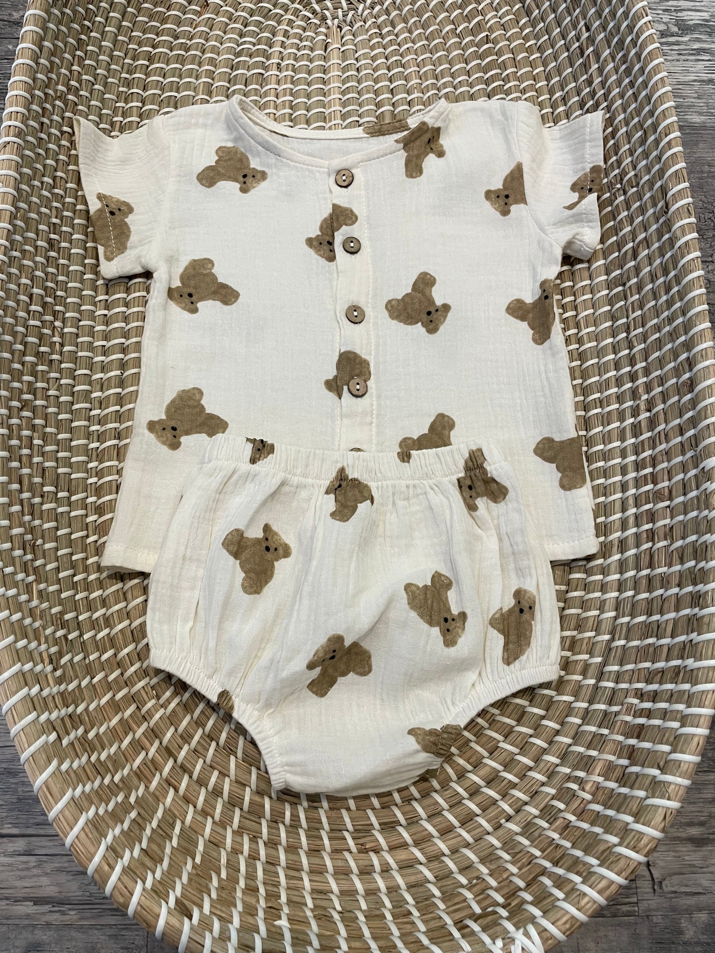 The bear shorts set